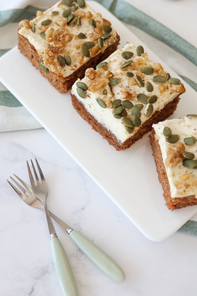 CARROT CAKE X12 cajitas
